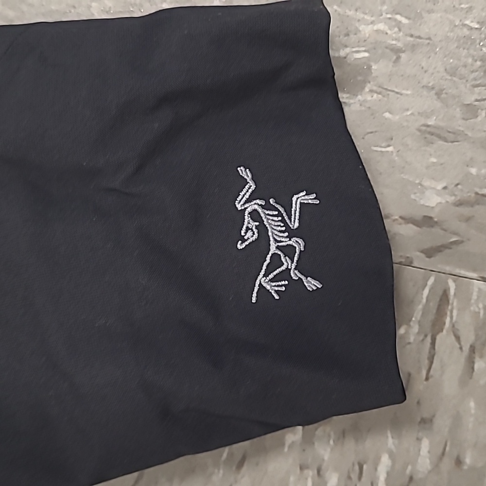 Arc'teryx Patera Parka Women's- Black- Season 2022 - Picture 3 of 12